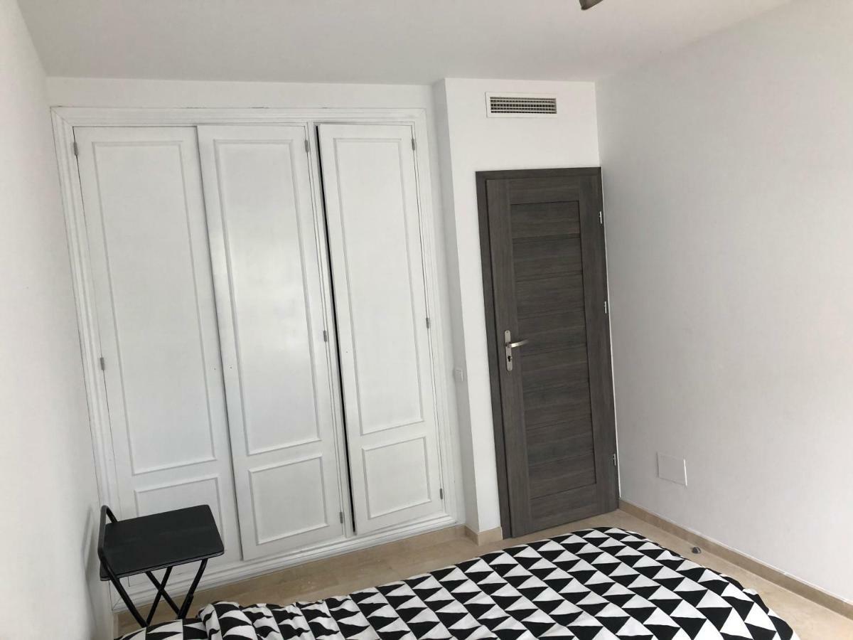 Seashape Apartment In مانيلفا المظهر الخارجي الصورة